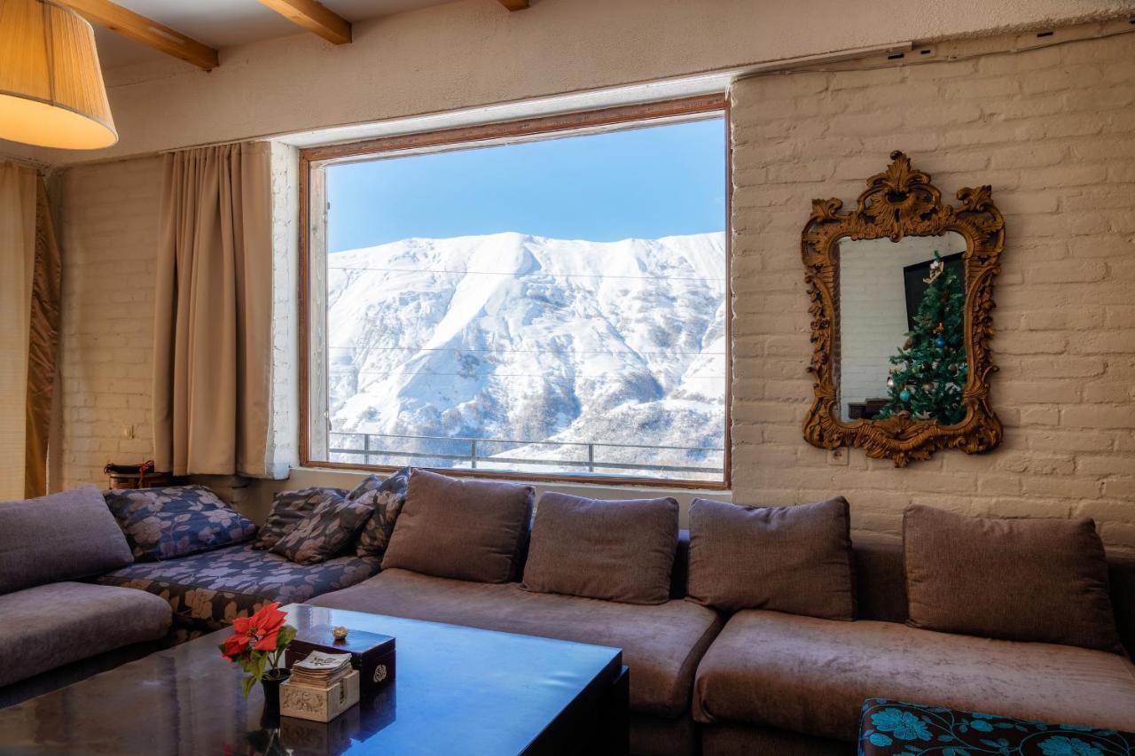 Snow Time Cottage Gudauri Exteriör bild