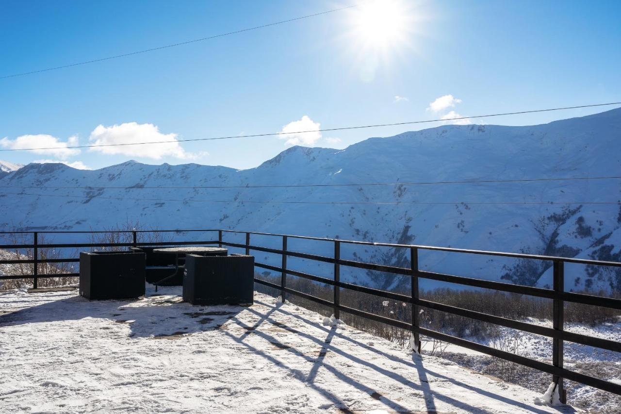 Snow Time Cottage Gudauri Exteriör bild